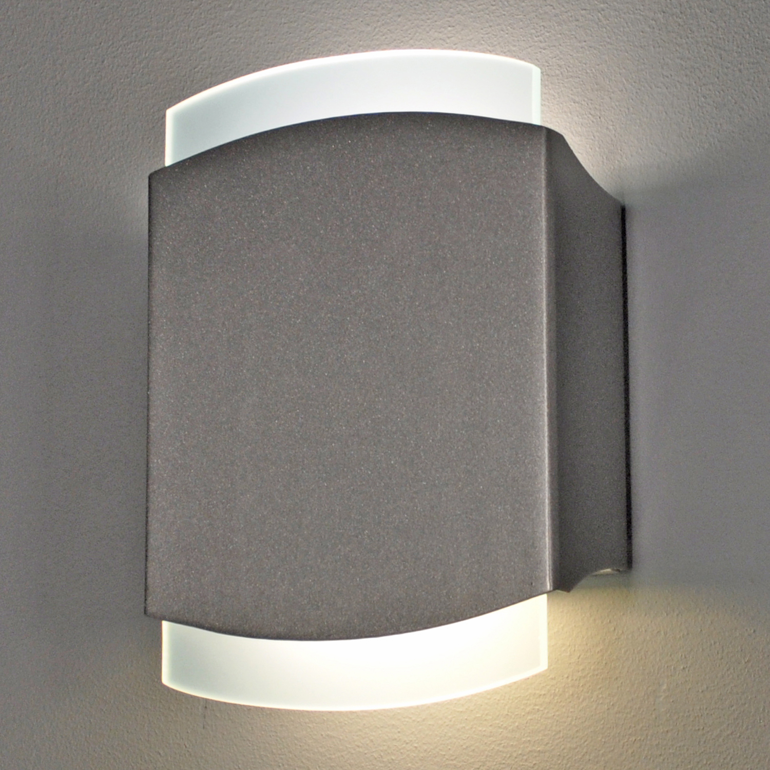 Puck Lume sconce